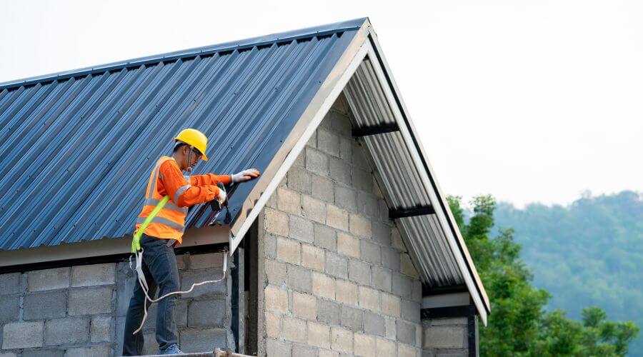 Professional gutter cleaning in Brewton, AL